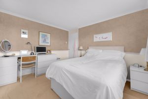 Photo 25- click for photo gallery